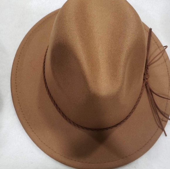 Fedora - Picture 5 of 9